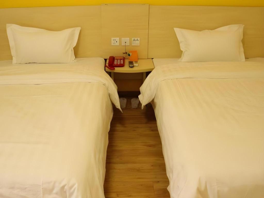 7 Days Inn Chengdu Sichuan University South Railway Station Экстерьер фото