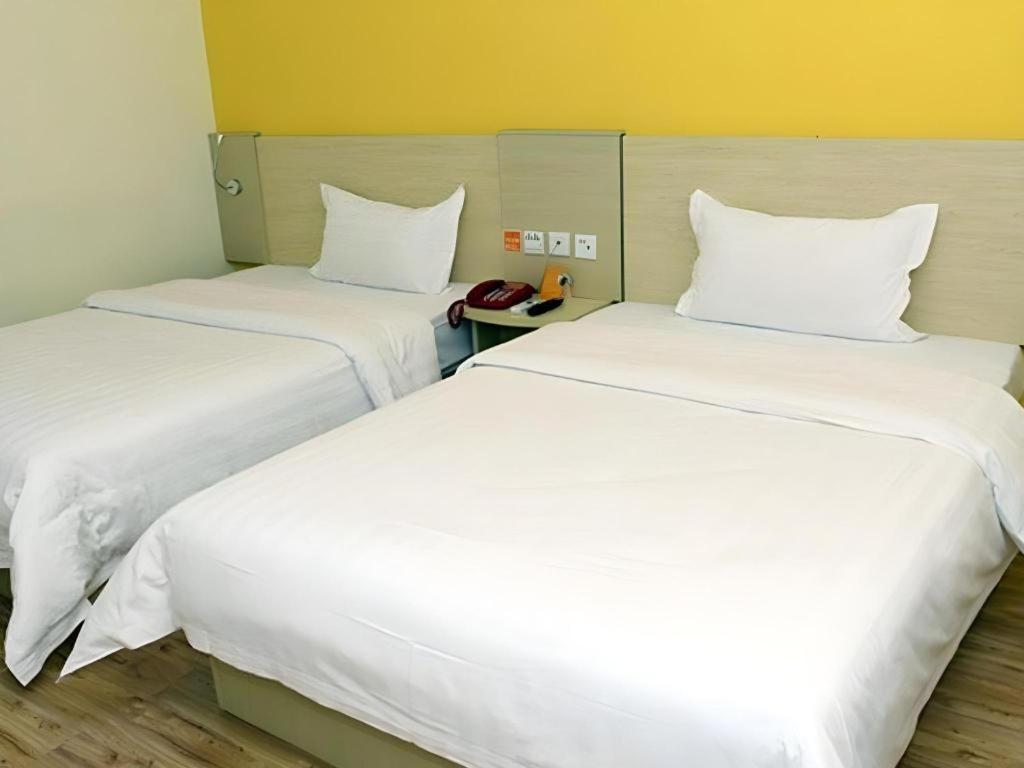 7 Days Inn Chengdu Sichuan University South Railway Station Экстерьер фото