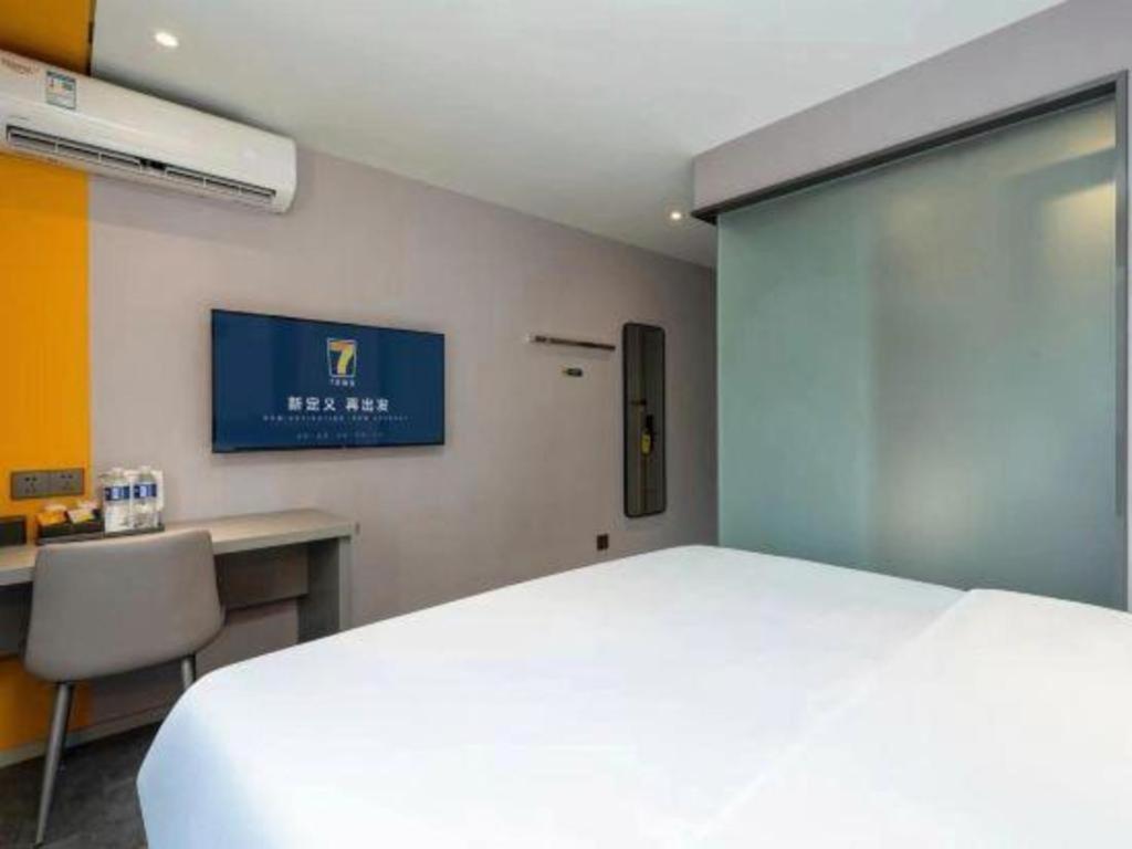 7 Days Inn Chengdu Sichuan University South Railway Station Экстерьер фото