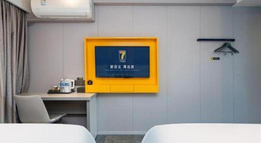 7 Days Inn Chengdu Sichuan University South Railway Station Экстерьер фото