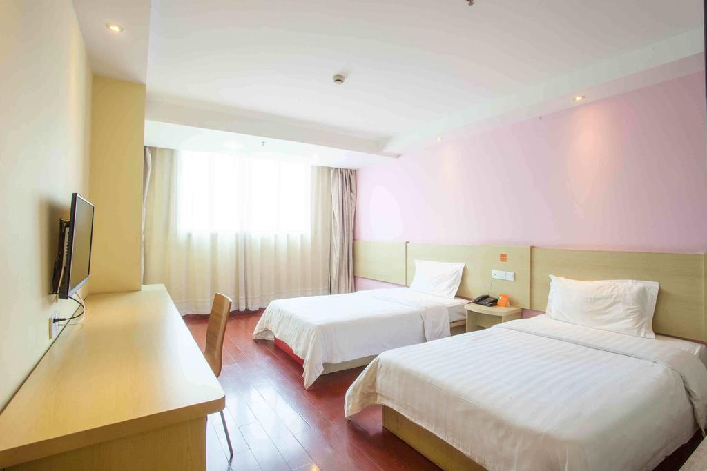 7 Days Inn Chengdu Sichuan University South Railway Station Номер фото